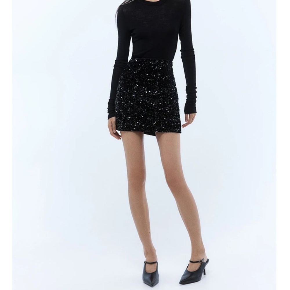 H&M Black Sequin Skirt